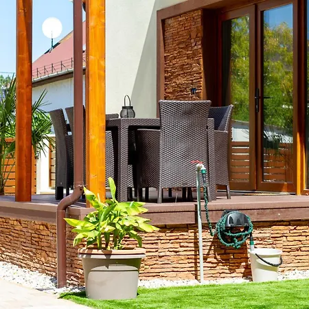 公寓 Bolyai W Ac Parking Terrace Ev Charger 希欧福克