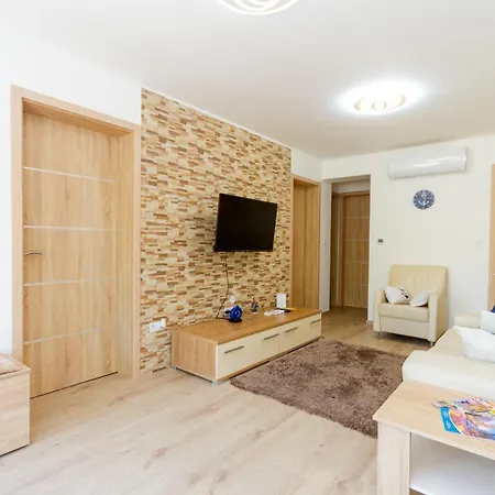 Bolyai W Ac Parking Terrace Ev Charger 公寓