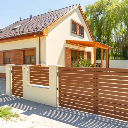 Bolyai W Ac Parking Terrace Ev Charger 希欧福克