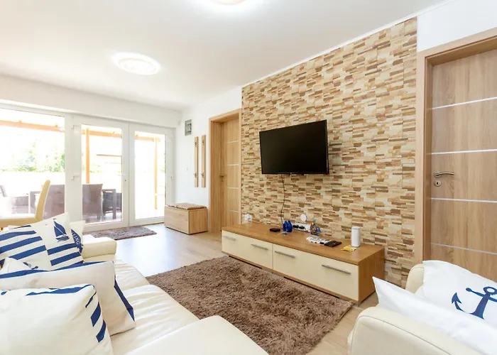 Bolyai W Ac Parking Terrace Ev Charger * شيوفوك