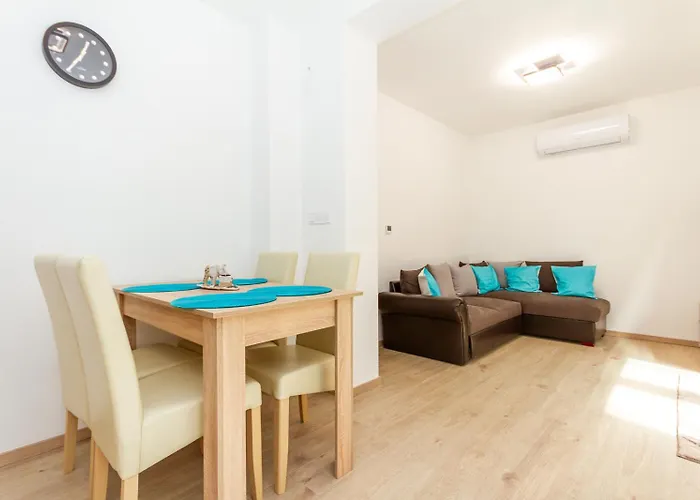 Bolyai Apartment *