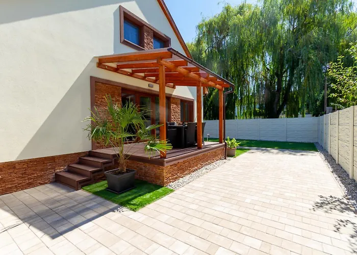 Bolyai W Ac Parking Terrace Ev Charger * شيوفوك